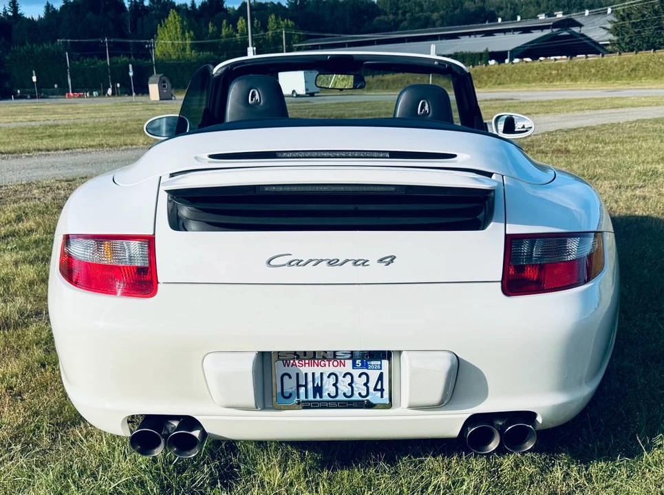 2007 Porsche 997 Carrera 4 - Image 11 of 19