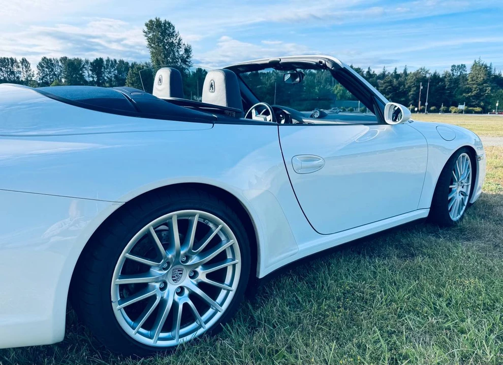 2007 Porsche 997 Carrera 4 - Image 9 of 19