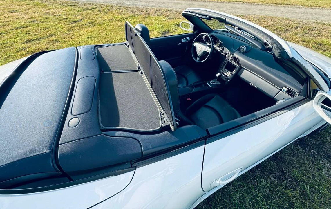 2007 Porsche 997 Carrera 4 - Image 17 of 19