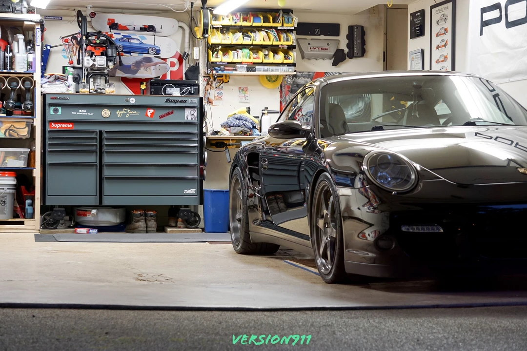 2007 Porsche 997 Turbo - Image 13 of 17