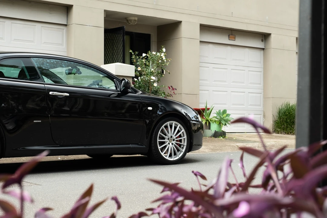 2007 Alfa Romeo GT - Image 17 of 31