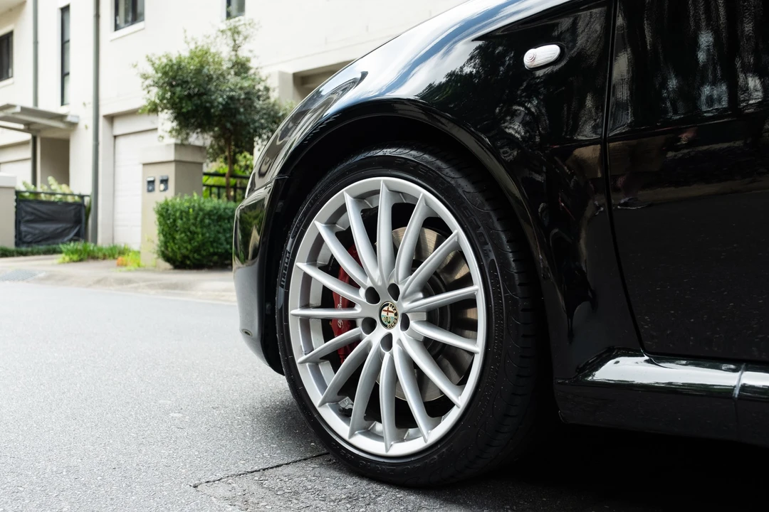 2007 Alfa Romeo GT - Image 24 of 31
