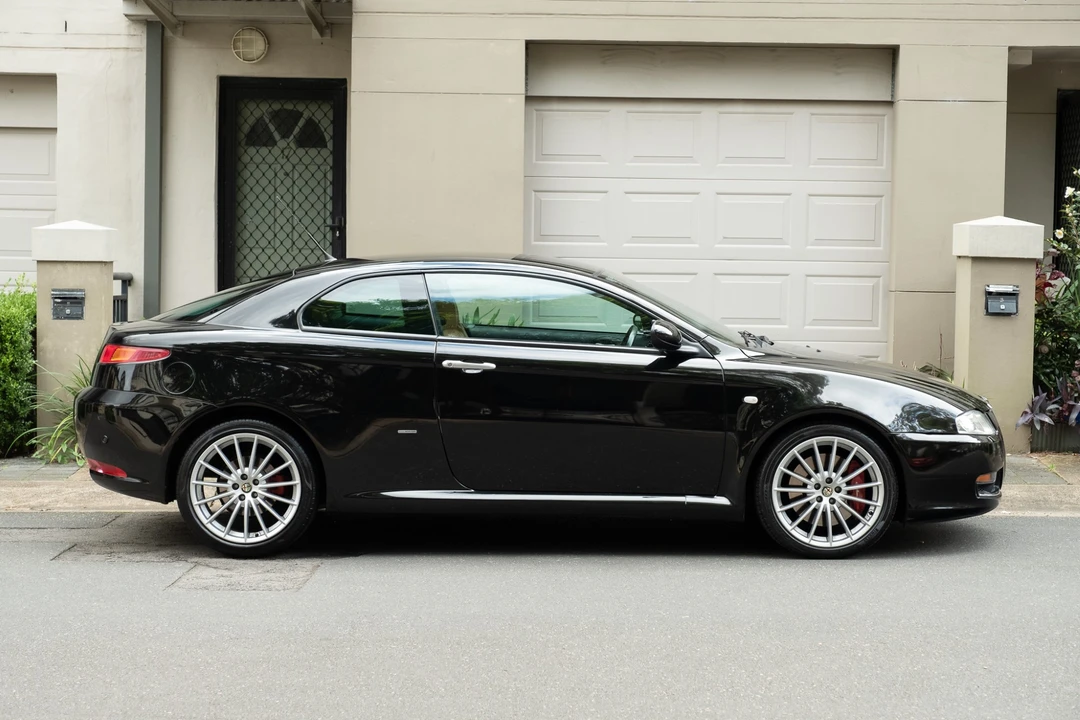 2007 Alfa Romeo GT - Image 9 of 31