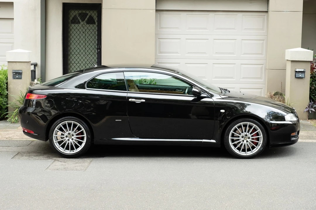 2007 Alfa Romeo GT - Image 11 of 31