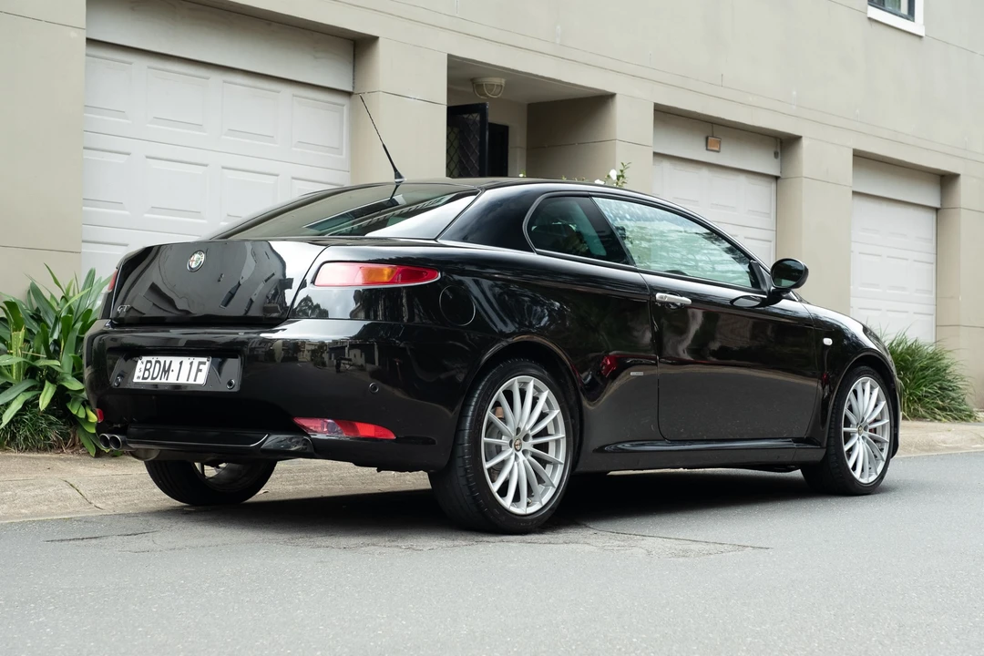 2007 Alfa Romeo GT - Image 8 of 31