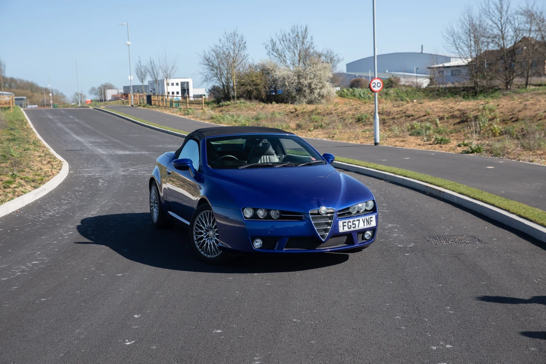2007 Alfa Romeo 916 GTV & Spider - Image 3 of 31