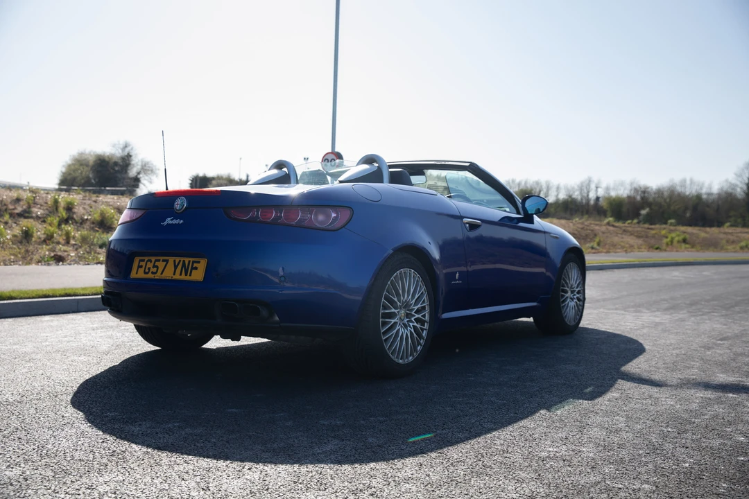 2007 Alfa Romeo 916 GTV & Spider - Image 15 of 31