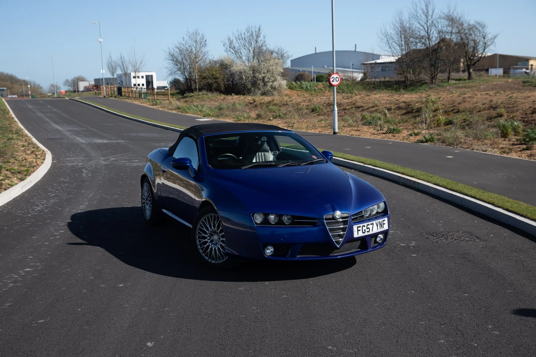 2007 Alfa Romeo 916 GTV & Spider - Image 14 of 31