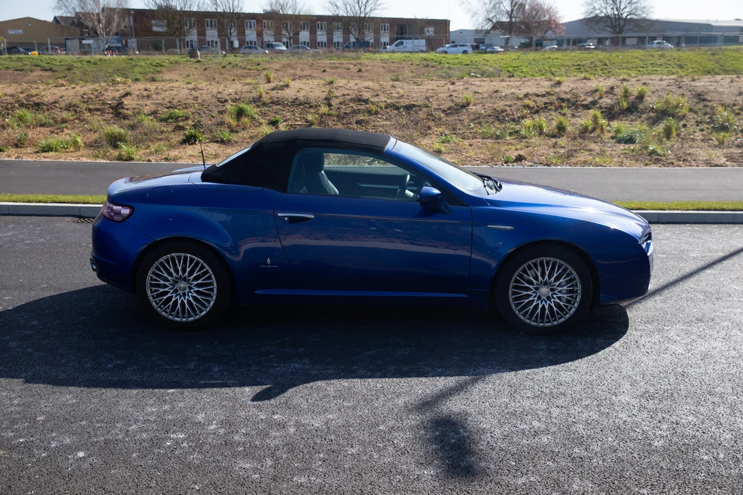 2007 Alfa Romeo 916 GTV & Spider - Image 26 of 31