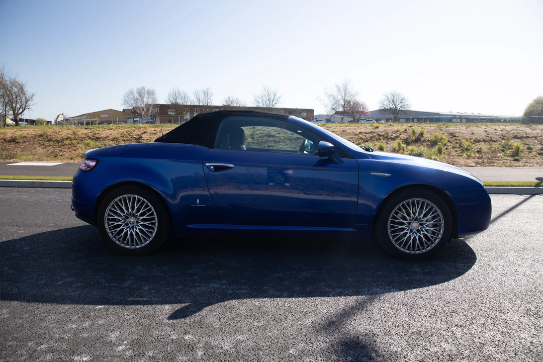 2007 Alfa Romeo 916 GTV & Spider - Image 27 of 31