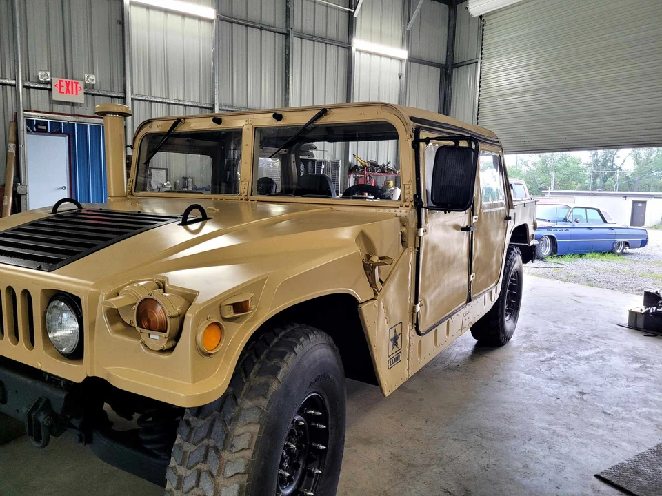 2007 Hummer HMMWV - Image 16 of 31