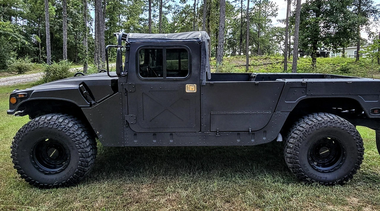 2007 Hummer HMMWV - Image 6 of 31