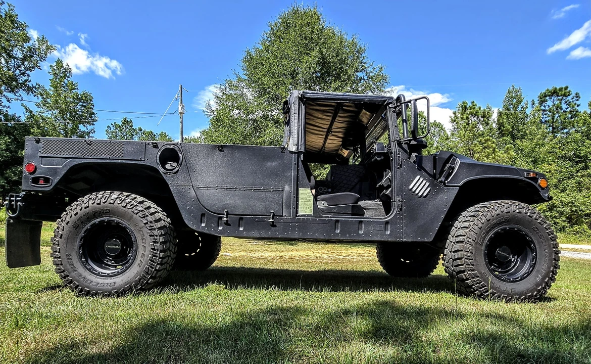 2007 Hummer HMMWV - Image 23 of 31