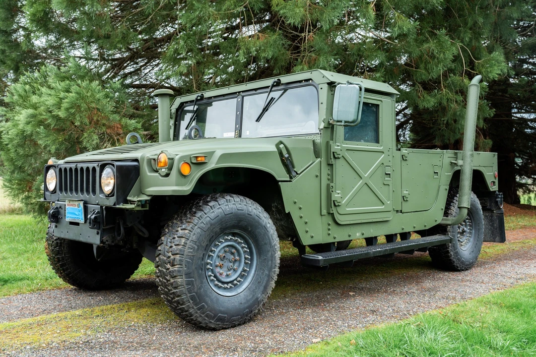 2007 Hummer HMMWV - Image 2 of 31