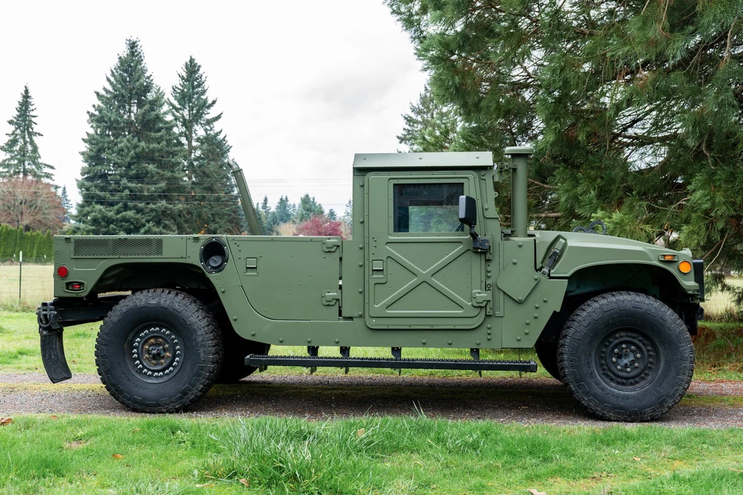 2007 Hummer HMMWV - Image 8 of 31