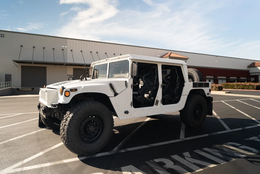 2007 Hummer HMMWV - Image 18 of 31