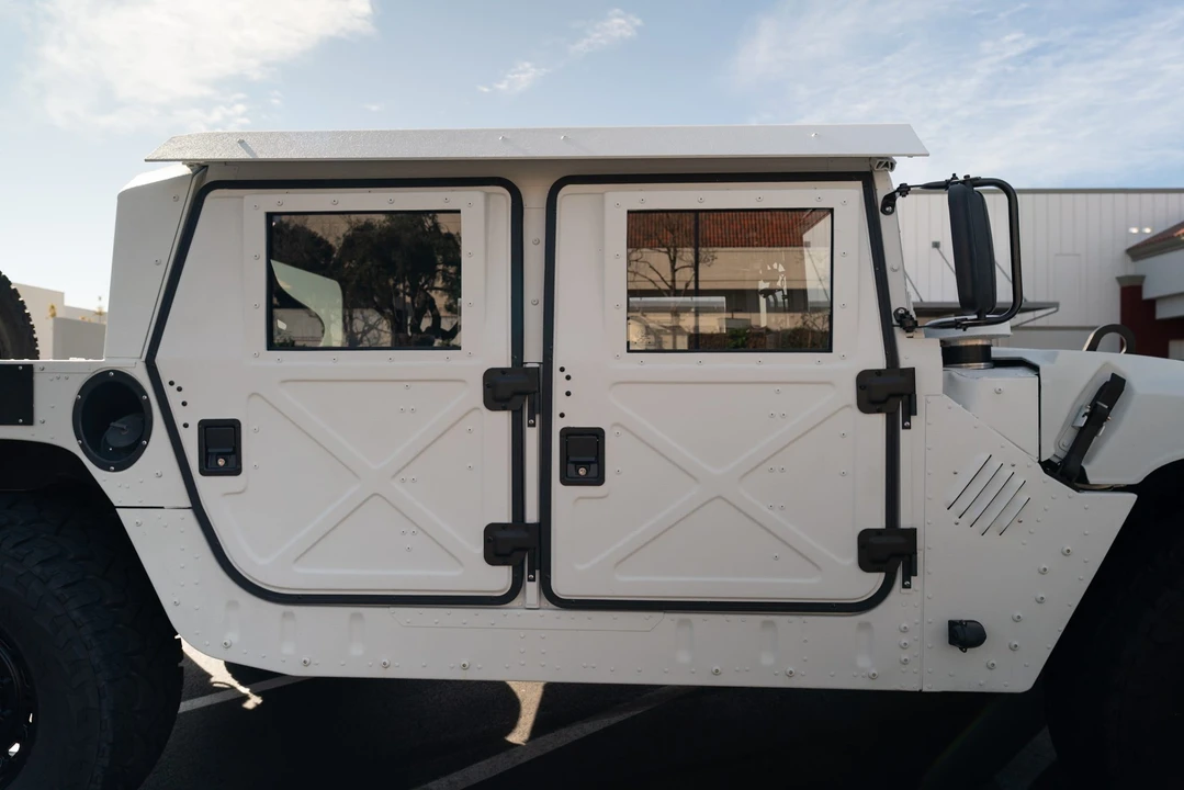 2007 Hummer HMMWV - Image 30 of 31