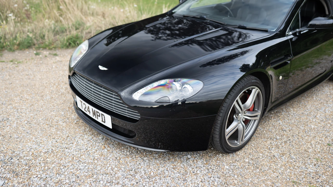 2007 Aston Martin V8 Vantage (2006-2017) - Image 28 of 31