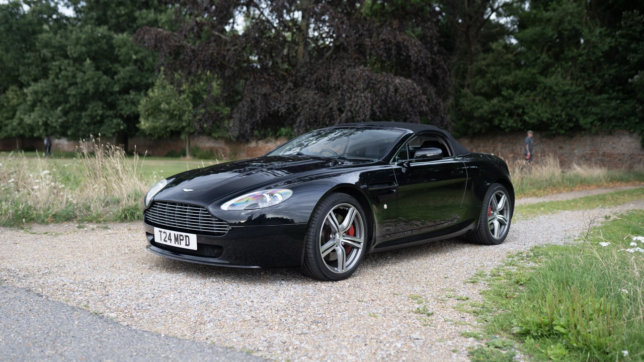 2007 Aston Martin V8 Vantage (2006-2017) - Image 12 of 31