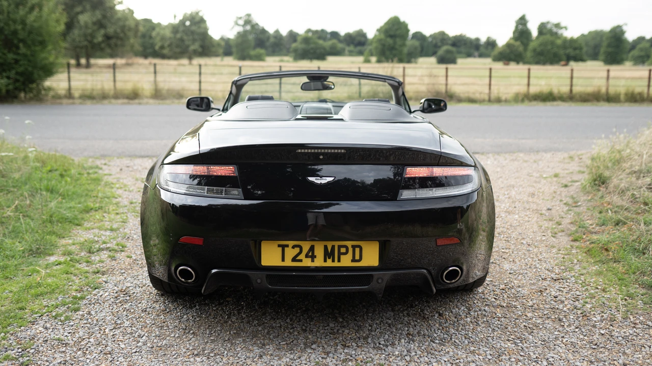 2007 Aston Martin V8 Vantage (2006-2017) - Image 6 of 31