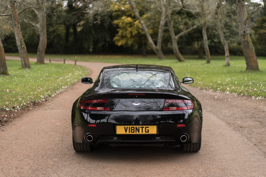 2007 Aston Martin V8 Vantage (2006-2017) - Image 17 of 31