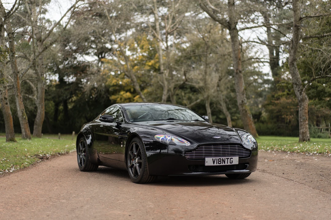 2007 Aston Martin V8 Vantage (2006-2017) - Image 9 of 31