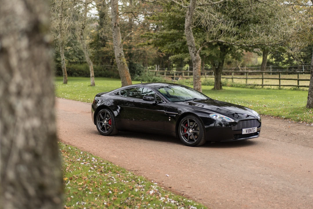 2007 Aston Martin V8 Vantage (2006-2017) - Image 11 of 31