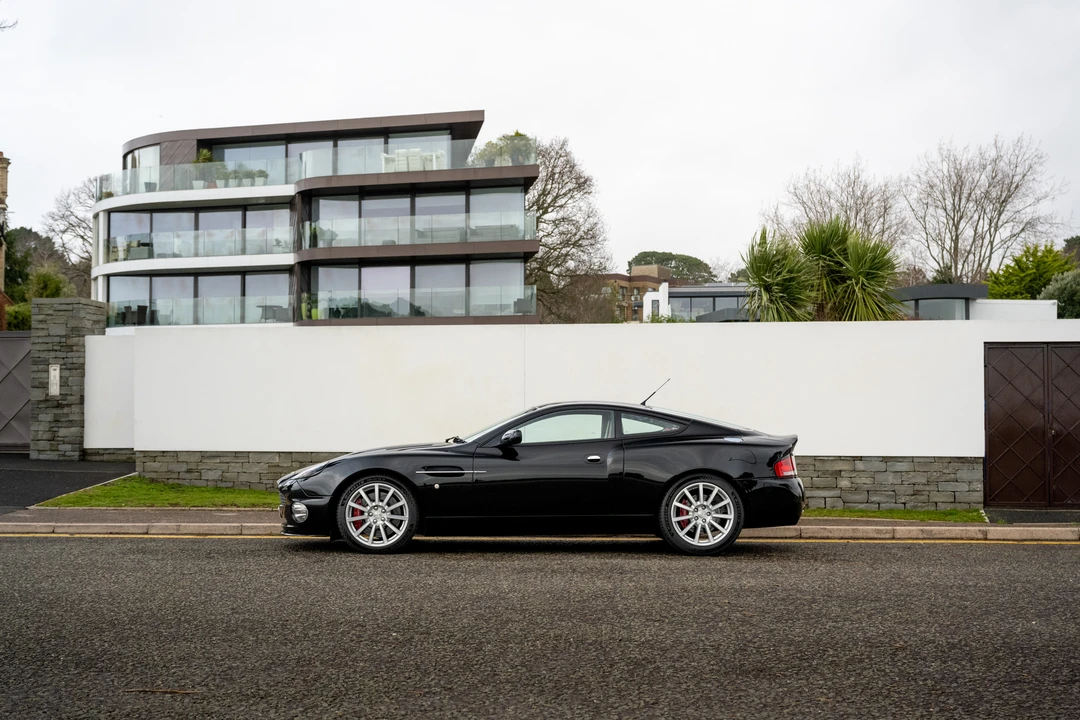 2007 Aston Martin Vanquish 1st Gen - Image 13 of 31
