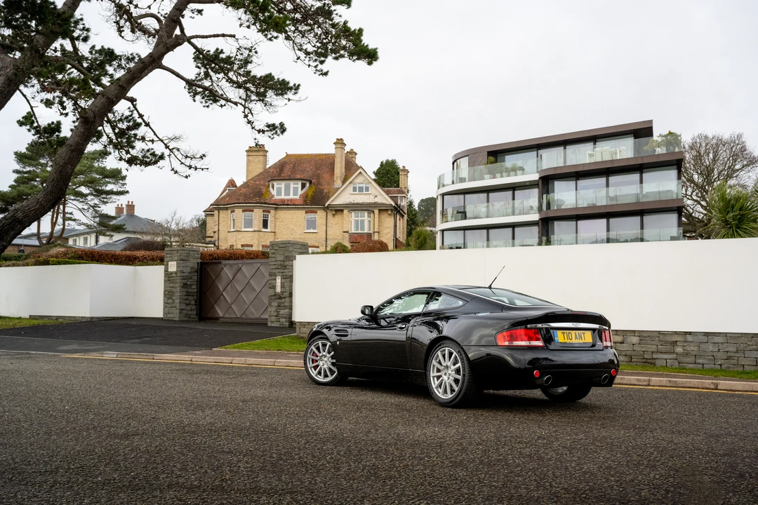 2007 Aston Martin Vanquish 1st Gen - Image 14 of 31