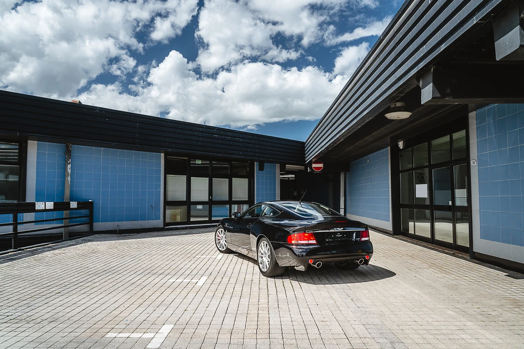 2007 Aston Martin Vanquish 1st Gen - Image 14 of 31