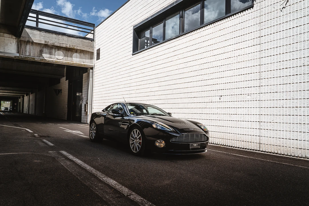 2007 Aston Martin Vanquish 1st Gen - Image 26 of 31