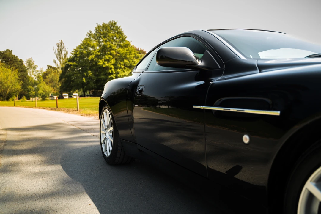 2007 Aston Martin Vanquish 1st Gen - Image 25 of 31