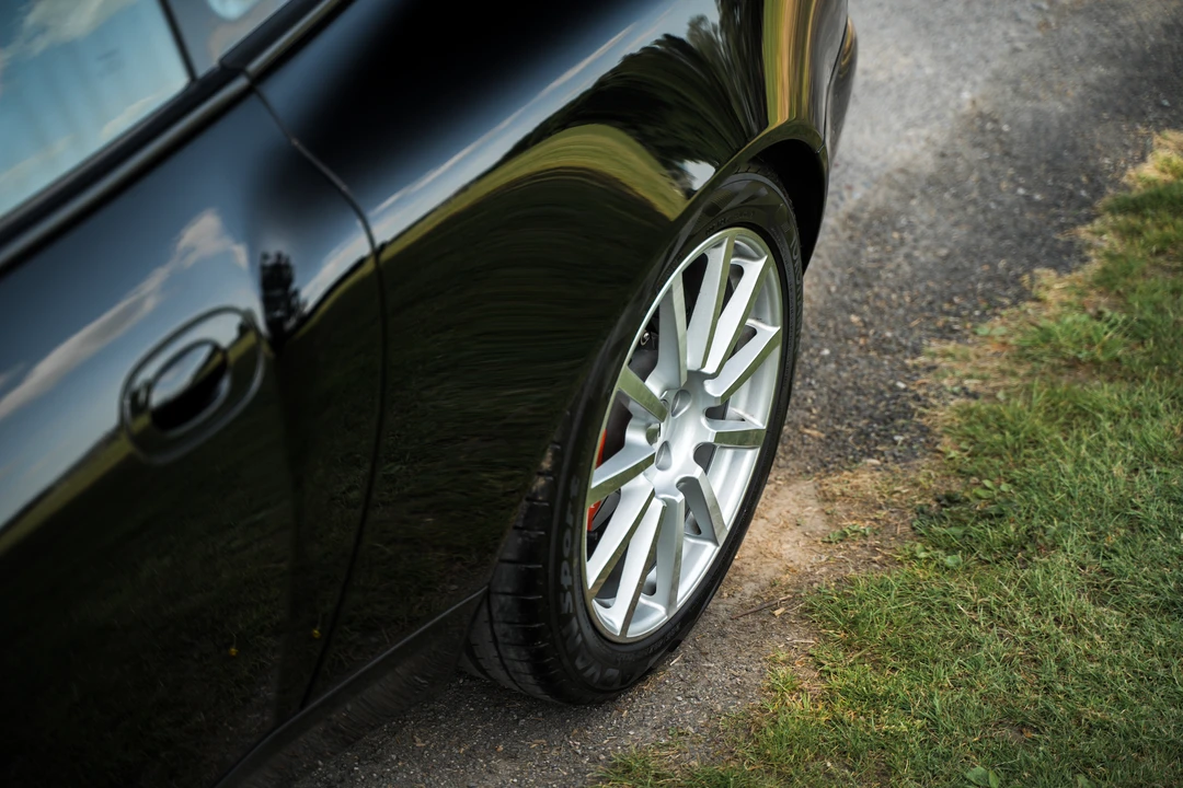 2007 Aston Martin Vanquish 1st Gen - Image 29 of 31