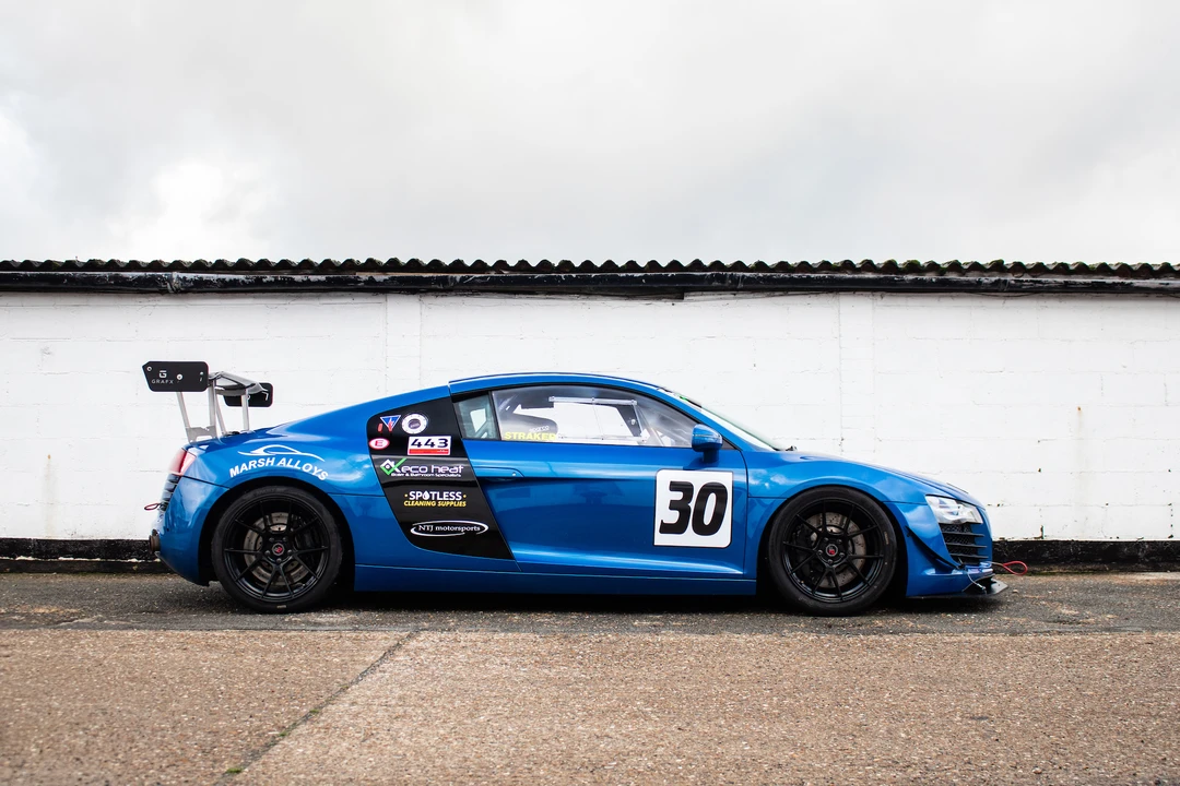 2007 Audi 42 R8 - Image 9 of 31