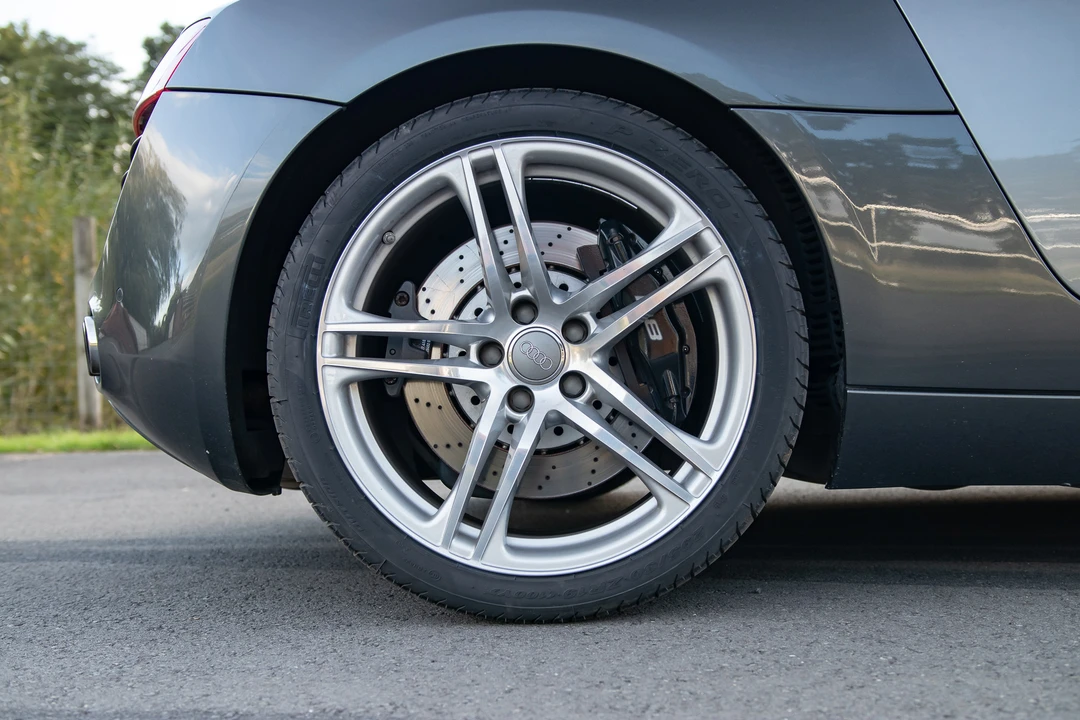 2007 Audi 42 R8 - Image 30 of 31