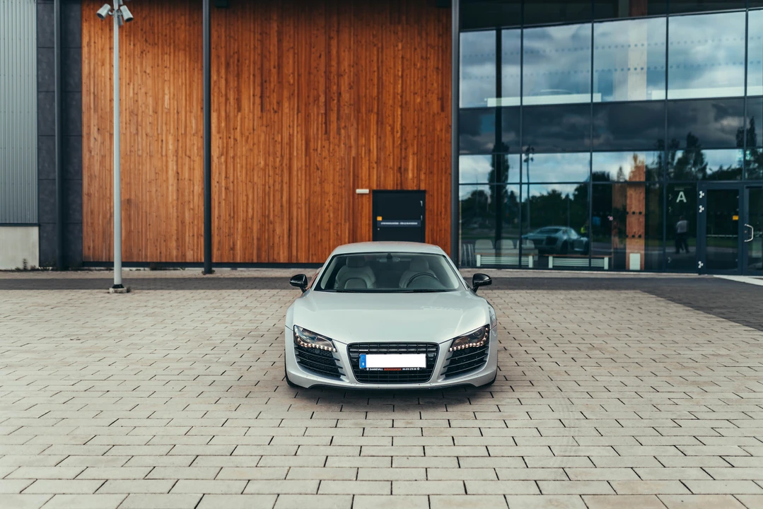 2007 Audi 42 R8 - Image 3 of 31