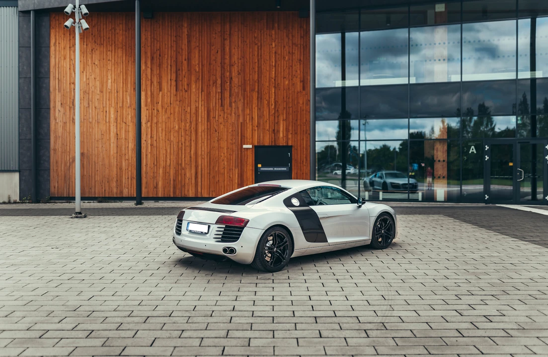 2007 Audi 42 R8 - Image 8 of 31