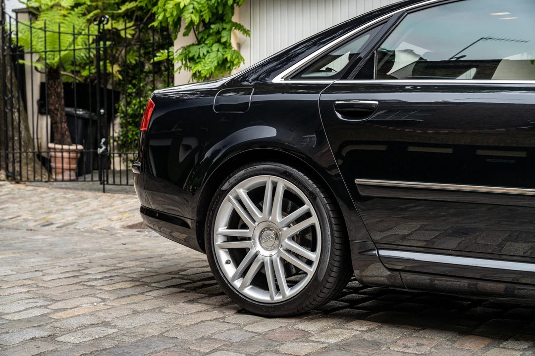 2007 Audi D3 S8 - Image 22 of 31