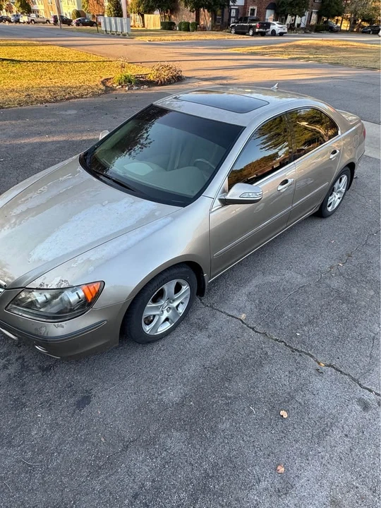 2007 Acura RL 2nd Gen - Image 4 of 8