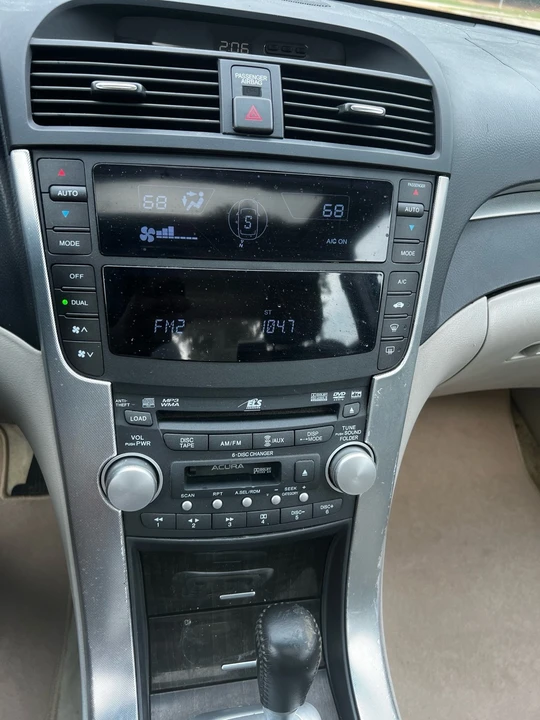 2007 Acura TL 3rd Gen - Image 14 of 26