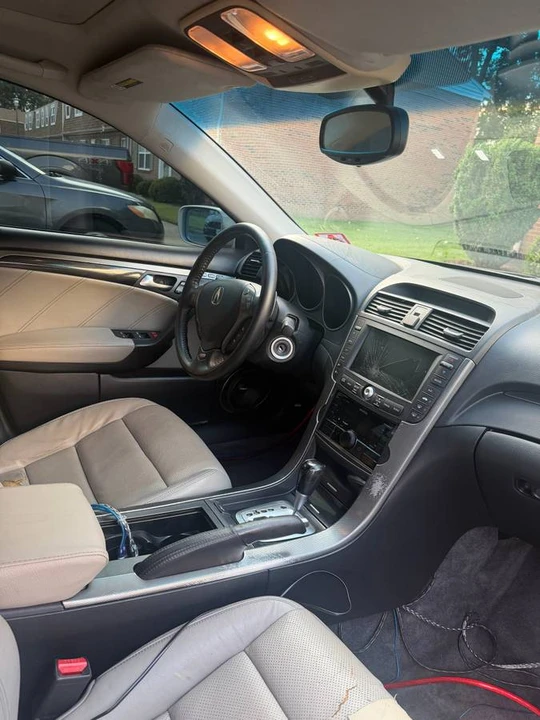 2007 Acura TL 3rd Gen - Image 10 of 19