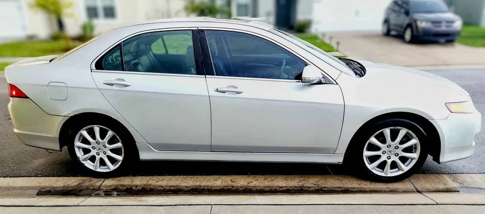 2007 Acura TSX 1st Gen - Image 2 of 20