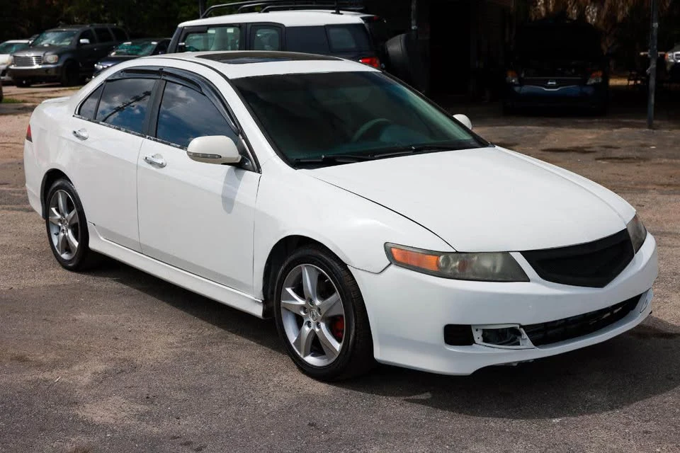2007 Acura TSX 1st Gen - Image 2 of 10