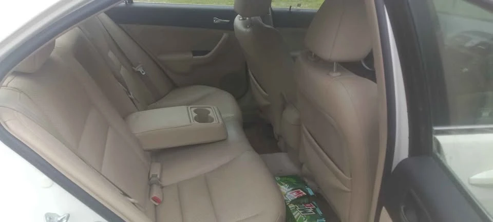 2007 Acura Integra - Image 6 of 8
