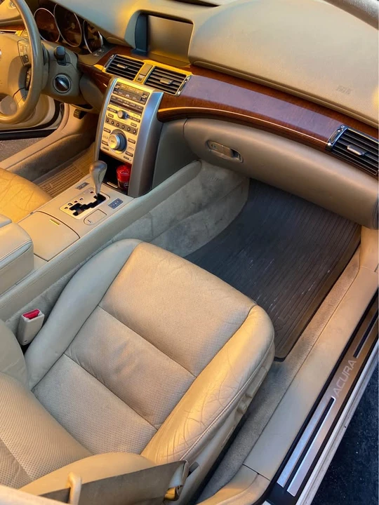 2007 Acura RL 2nd Gen - Image 9 of 11