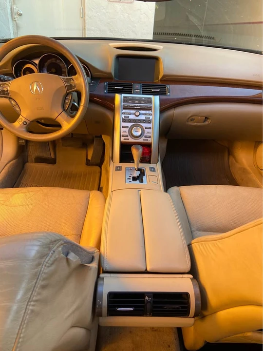2007 Acura RL 2nd Gen - Image 11 of 12