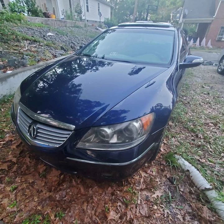 2007 Acura RL 2nd Gen - Image 2 of 13