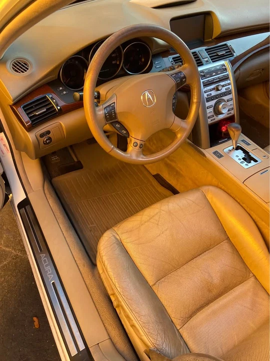 2007 Acura RL 2nd Gen - Image 7 of 11