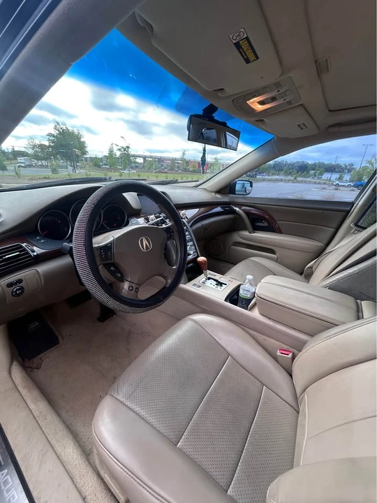 2007 Acura RL 2nd Gen - Image 7 of 10