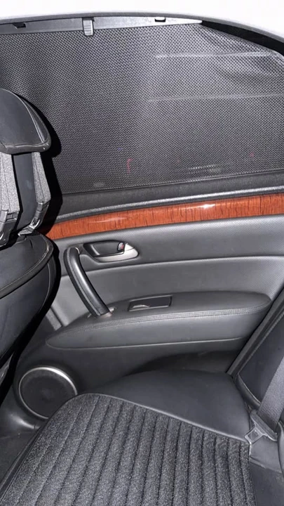2007 Acura RL 2nd Gen - Image 14 of 16